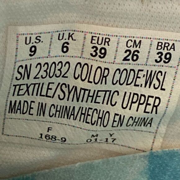 Skechers Relaxed Fit Air-Cooled Memory Foam SN 23032 Silver Grey  Shoes Size 9US - Picture 9 of 10